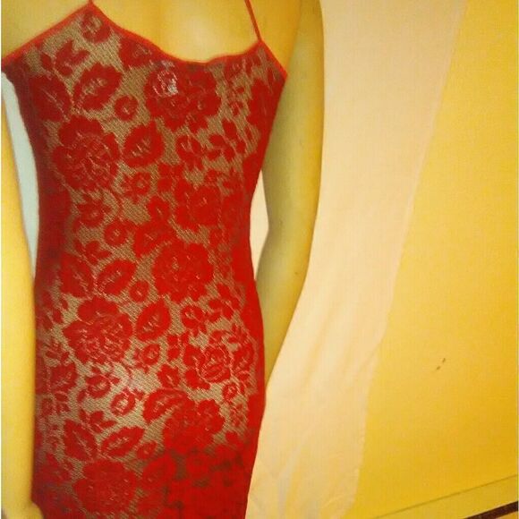 PRIVATE LUXURIES sheer Red spaghetti strap dress, - Picture 4 of 5